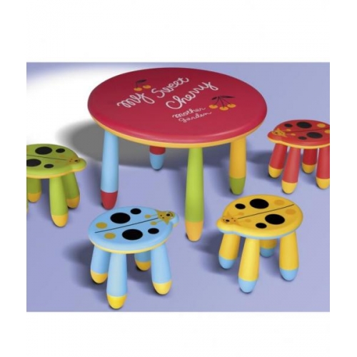 Table et tabourets enfant