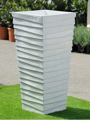 Pot Pyramide en fibre de verre XL