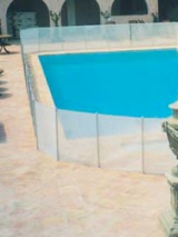 Clôture piscine souple et démontable filet blanc