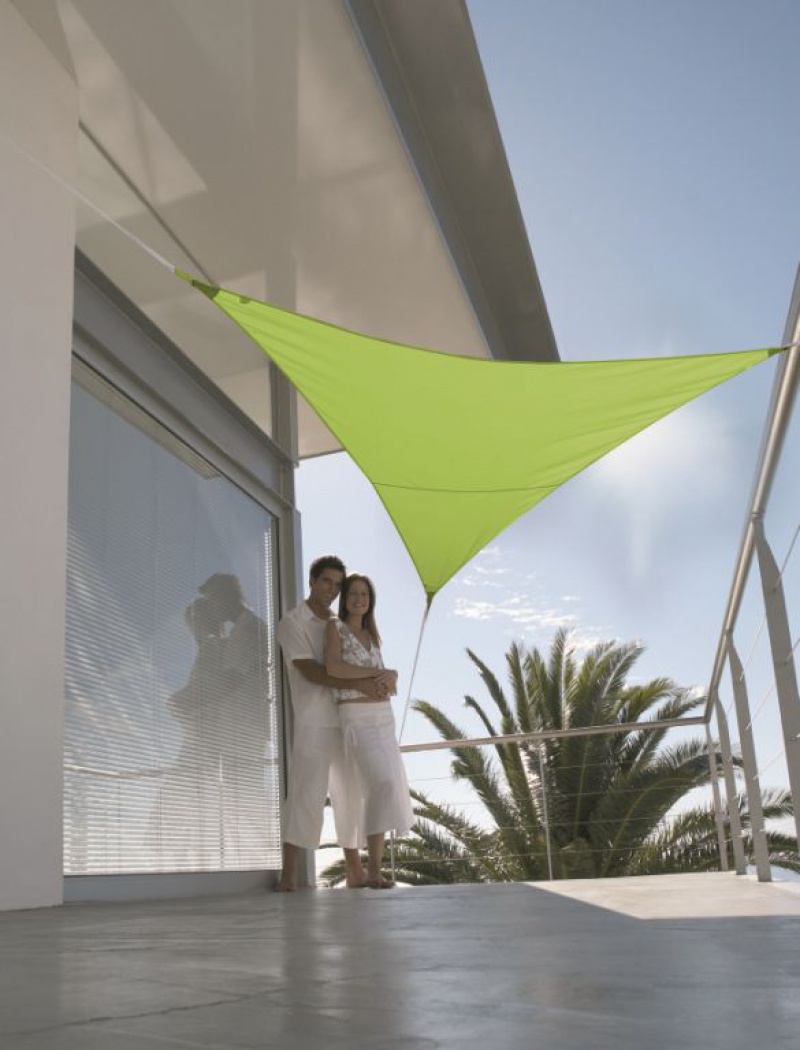 Voile solaire triangulaire 5m imperméabilisé
