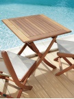 Table pliante Sophie en eucalyptus